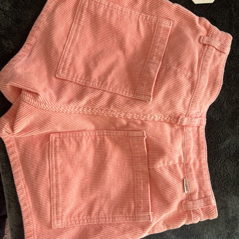 New With Tags Billabong Coral Pink Corduroy Shorts - Picture 4 of 5